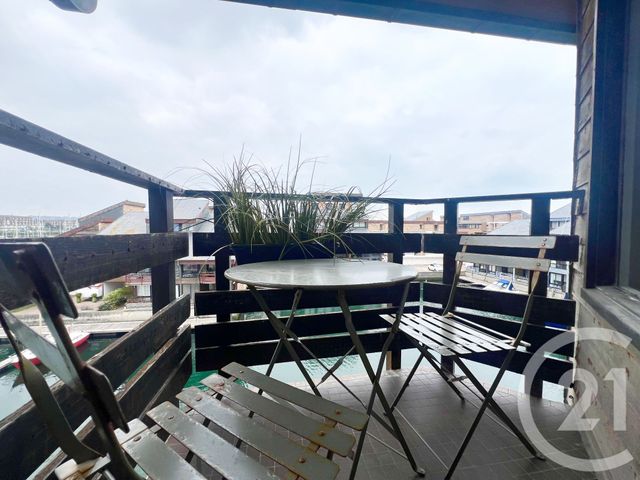 Appartement F1 à vendre - 1 pièce - 24.75 m2 - DEAUVILLE - 14 - BASSE-NORMANDIE - Century 21 Tirard-Gardie