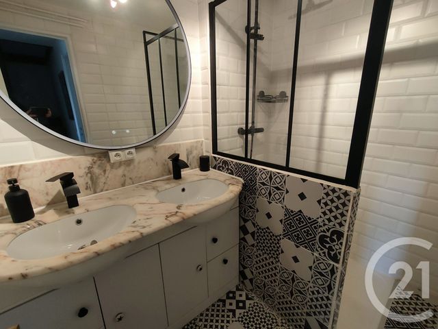 Appartement F4 à vendre - 4 pièces - 74.0 m2 - TOURGEVILLE - 14 - BASSE-NORMANDIE - Century 21 Tirard-Gardie