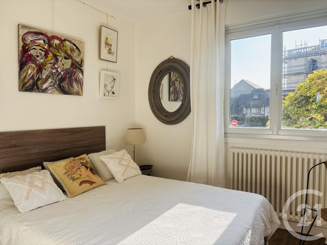 Afficher la photo en grand Appartement F2 à vendre - 2 pièces - 41.02 m2 - DEAUVILLE - 14 - BASSE-NORMANDIE - Century 21 Tirard-Gardie