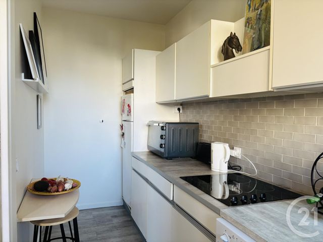 Afficher la photo en grand Appartement F2 à vendre - 2 pièces - 41.02 m2 - DEAUVILLE - 14 - BASSE-NORMANDIE - Century 21 Tirard-Gardie