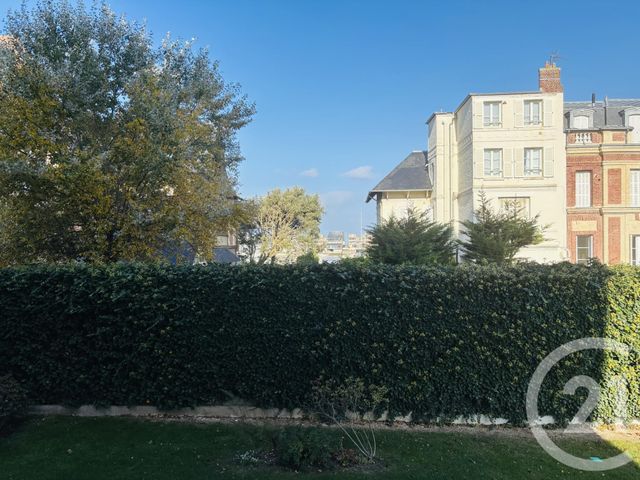 Afficher la photo en grand Appartement F2 à vendre - 2 pièces - 41.02 m2 - DEAUVILLE - 14 - BASSE-NORMANDIE - Century 21 Tirard-Gardie
