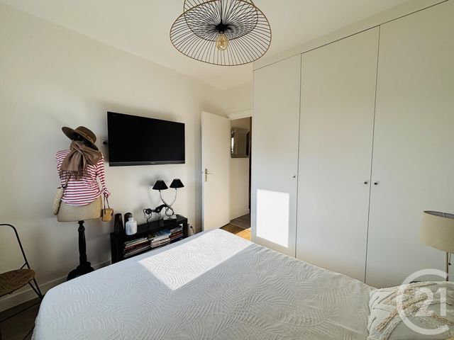 Afficher la photo en grand Appartement F2 à vendre - 2 pièces - 41.02 m2 - DEAUVILLE - 14 - BASSE-NORMANDIE - Century 21 Tirard-Gardie