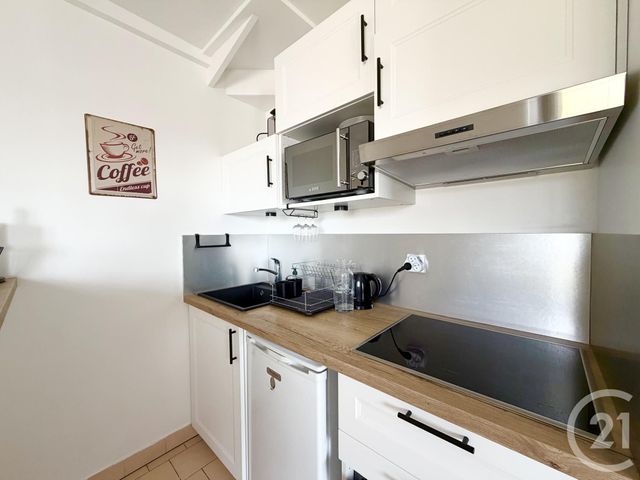 Appartement Duplex à vendre - 2 pièces - 37.2 m2 - DEAUVILLE - 14 - BASSE-NORMANDIE - Century 21 Tirard-Gardie