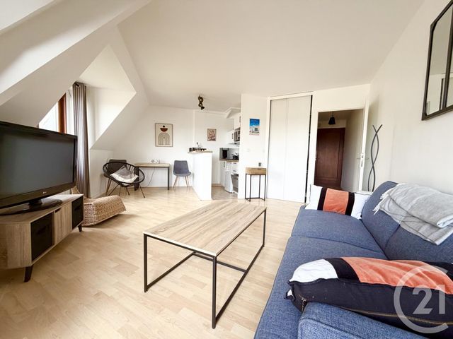 Appartement Duplex à vendre - 2 pièces - 37.2 m2 - DEAUVILLE - 14 - BASSE-NORMANDIE - Century 21 Tirard-Gardie