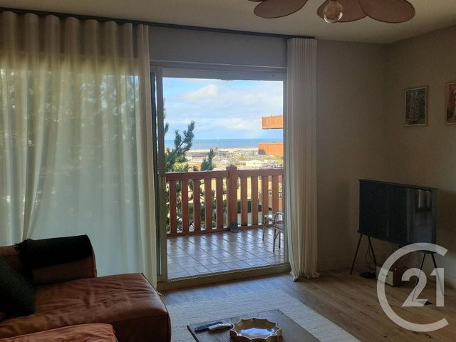 Appartement F2 à vendre - 2 pièces - 46.64 m2 - DEAUVILLE - 14 - BASSE-NORMANDIE - Century 21 Tirard-Gardie