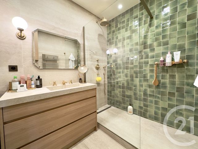 Appartement F2 à vendre - 2 pièces - 46.64 m2 - DEAUVILLE - 14 - BASSE-NORMANDIE - Century 21 Tirard-Gardie