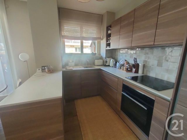 Appartement F2 à vendre - 2 pièces - 46.64 m2 - DEAUVILLE - 14 - BASSE-NORMANDIE - Century 21 Tirard-Gardie