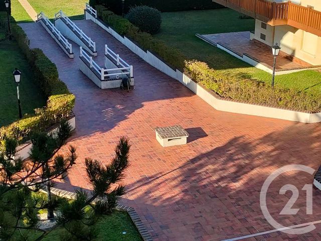 Appartement F2 à vendre - 2 pièces - 46.64 m2 - DEAUVILLE - 14 - BASSE-NORMANDIE - Century 21 Tirard-Gardie