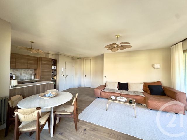 Appartement F2 à vendre - 2 pièces - 46.64 m2 - DEAUVILLE - 14 - BASSE-NORMANDIE - Century 21 Tirard-Gardie