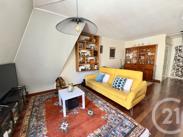 Appartement Duplex à vendre - 4 pièces - 83.23 m2 - DEAUVILLE - 14 - BASSE-NORMANDIE - Century 21 Tirard-Gardie