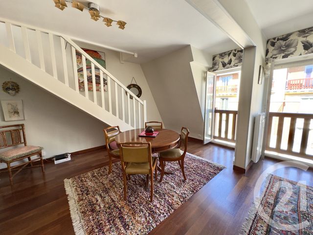 Appartement Duplex à vendre - 4 pièces - 83.23 m2 - DEAUVILLE - 14 - BASSE-NORMANDIE - Century 21 Tirard-Gardie