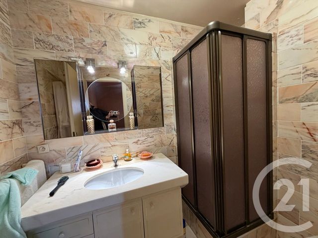 Appartement F3 à vendre - 3 pièces - 79.43 m2 - TOURGEVILLE - 14 - BASSE-NORMANDIE - Century 21 Tirard-Gardie