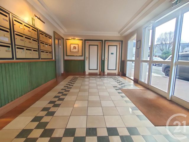 Appartement F2 à vendre - 2 pièces - 49.88 m2 - DEAUVILLE - 14 - BASSE-NORMANDIE - Century 21 Tirard-Gardie