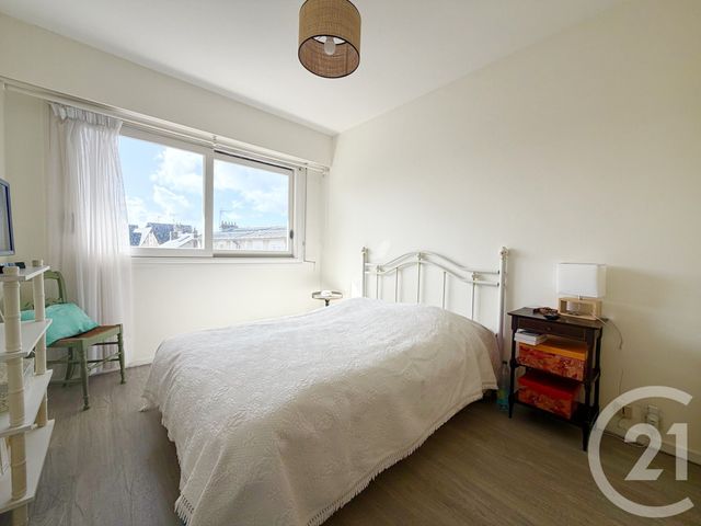 Appartement F2 à vendre - 2 pièces - 43.79 m2 - DEAUVILLE - 14 - BASSE-NORMANDIE - Century 21 Tirard-Gardie