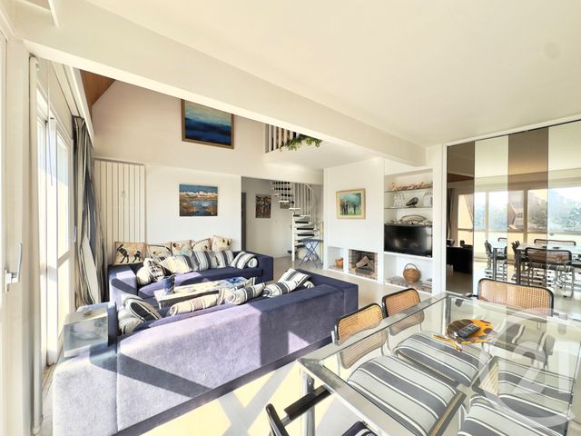 Appartement F5 à vendre - 5 pièces - 100.67 m2 - DEAUVILLE - 14 - BASSE-NORMANDIE - Century 21 Tirard-Gardie