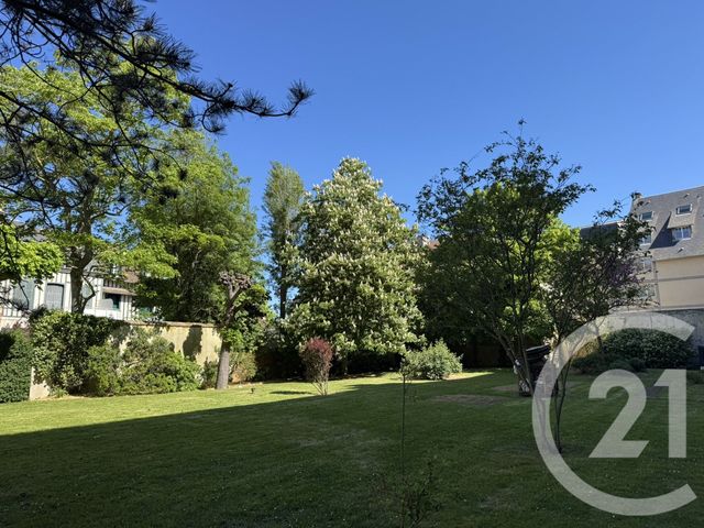Appartement F1 à vendre - 1 pièce - 30.0 m2 - DEAUVILLE - 14 - BASSE-NORMANDIE - Century 21 Tirard-Gardie