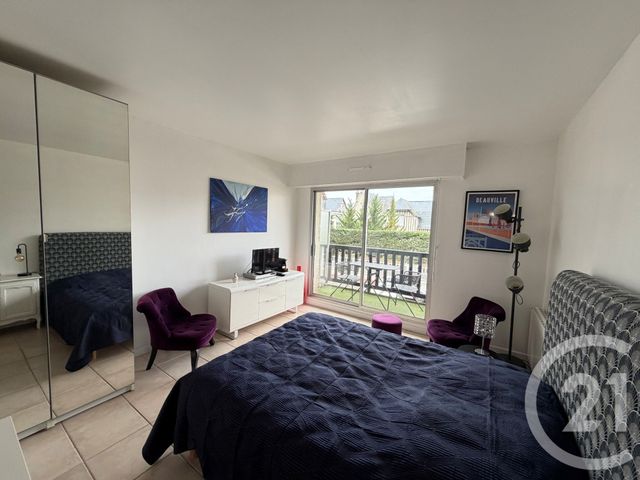 Appartement F1 à vendre - 1 pièce - 28.0 m2 - DEAUVILLE - 14 - BASSE-NORMANDIE - Century 21 Tirard-Gardie