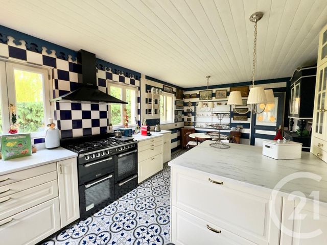 maison à vendre - 7 pièces - 286.0 m2 - TROUVILLE SUR MER - 14 - BASSE-NORMANDIE - Century 21 Tirard-Gardie