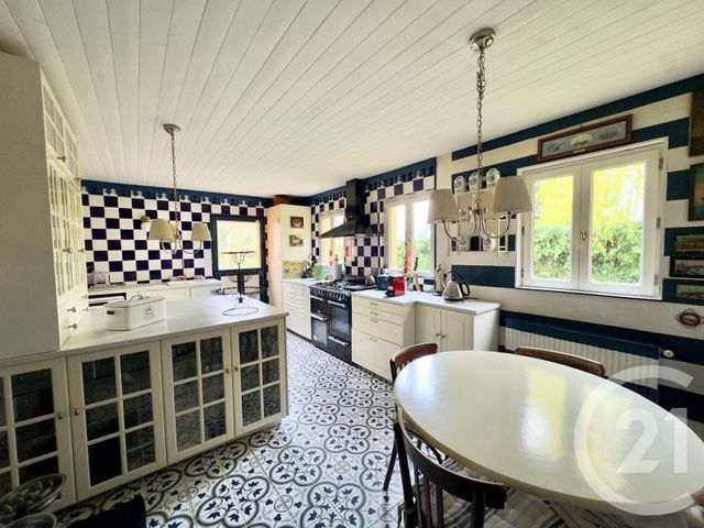 maison à vendre - 7 pièces - 286.0 m2 - TROUVILLE SUR MER - 14 - BASSE-NORMANDIE - Century 21 Tirard-Gardie