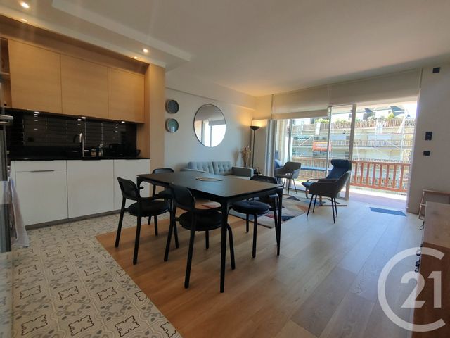 Appartement F4 à vendre - 4 pièces - 91.81 m2 - DEAUVILLE - 14 - BASSE-NORMANDIE - Century 21 Tirard-Gardie