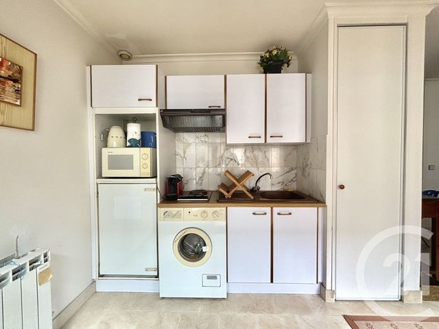 Appartement F1 à vendre - 1 pièce - 24.36 m2 - DEAUVILLE - 14 - BASSE-NORMANDIE - Century 21 Tirard-Gardie