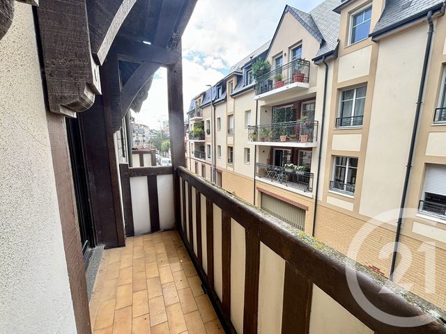 Appartement F1 à vendre - 1 pièce - 24.36 m2 - DEAUVILLE - 14 - BASSE-NORMANDIE - Century 21 Tirard-Gardie