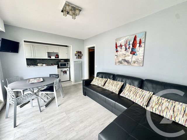 Appartement F2 à vendre - 2 pièces - 29.86 m2 - DEAUVILLE - 14 - BASSE-NORMANDIE - Century 21 Tirard-Gardie
