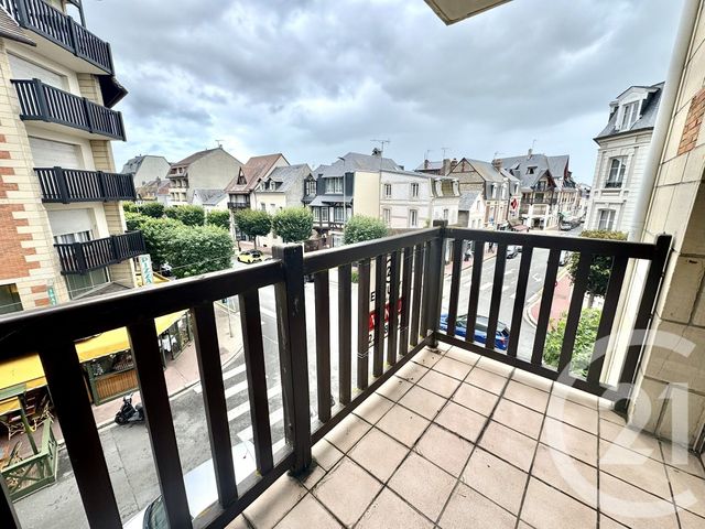 Appartement F2 à vendre - 2 pièces - 29.86 m2 - DEAUVILLE - 14 - BASSE-NORMANDIE - Century 21 Tirard-Gardie