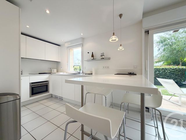 Appartement F2 à vendre - 2 pièces - 53.81 m2 - DEAUVILLE - 14 - BASSE-NORMANDIE - Century 21 Tirard-Gardie