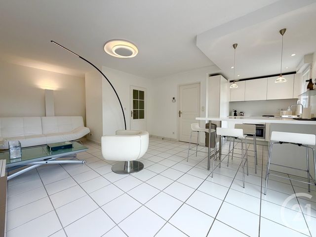 Appartement F2 à vendre - 2 pièces - 53.81 m2 - DEAUVILLE - 14 - BASSE-NORMANDIE - Century 21 Tirard-Gardie
