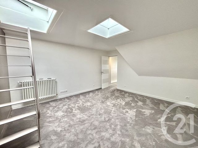 Appartement F4 à vendre - 4 pièces - 140.58 m2 - DEAUVILLE - 14 - BASSE-NORMANDIE - Century 21 Tirard-Gardie