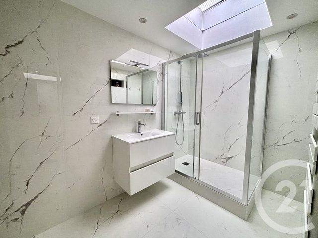 Appartement F4 à vendre - 4 pièces - 140.58 m2 - DEAUVILLE - 14 - BASSE-NORMANDIE - Century 21 Tirard-Gardie