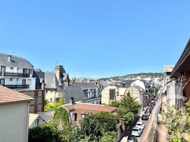 Appartement F2 à vendre - 2 pièces - 44.35 m2 - DEAUVILLE - 14 - BASSE-NORMANDIE - Century 21 Tirard-Gardie