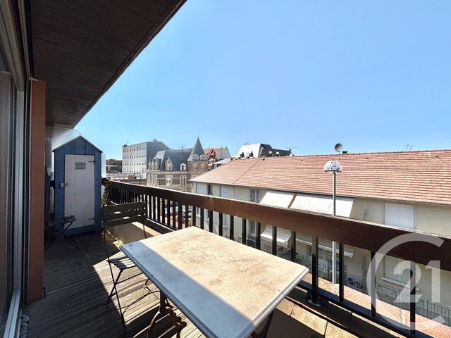 Appartement F2 à vendre - 2 pièces - 44.35 m2 - DEAUVILLE - 14 - BASSE-NORMANDIE - Century 21 Tirard-Gardie