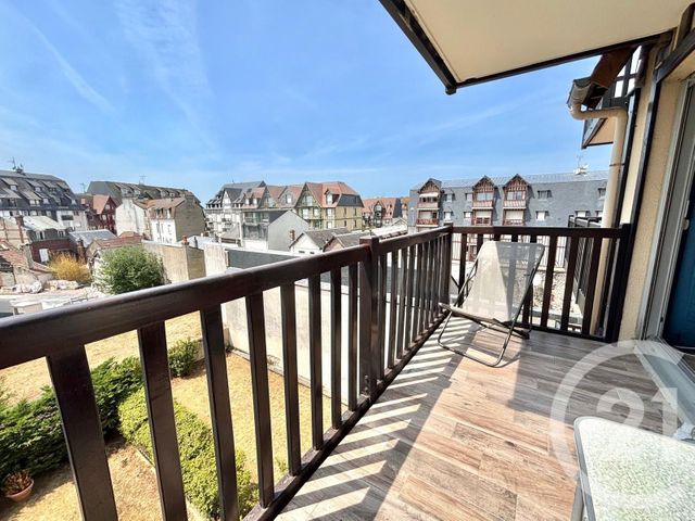 Appartement F2 à vendre - 2 pièces - 34.9 m2 - DEAUVILLE - 14 - BASSE-NORMANDIE - Century 21 Tirard-Gardie