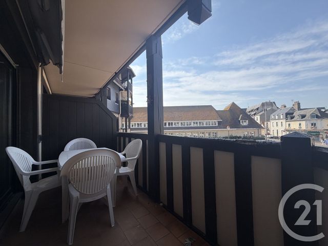 Appartement F2 à vendre - 2 pièces - 48.1 m2 - DEAUVILLE - 14 - BASSE-NORMANDIE - Century 21 Tirard-Gardie