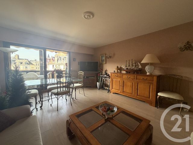 Appartement F2 à vendre - 2 pièces - 48.1 m2 - DEAUVILLE - 14 - BASSE-NORMANDIE - Century 21 Tirard-Gardie