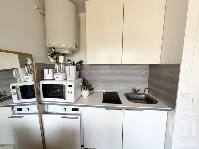 Appartement Studio Cabine à vendre - 1 pièce - 24.87 m2 - DEAUVILLE - 14 - BASSE-NORMANDIE - Century 21 Tirard-Gardie