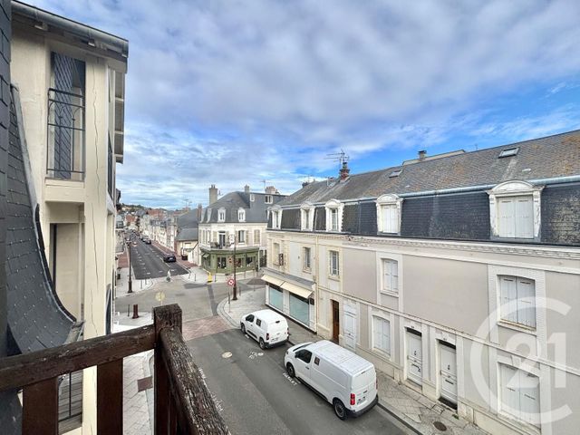 Appartement F2 à vendre - 2 pièces - 44.41 m2 - DEAUVILLE - 14 - BASSE-NORMANDIE - Century 21 Tirard-Gardie