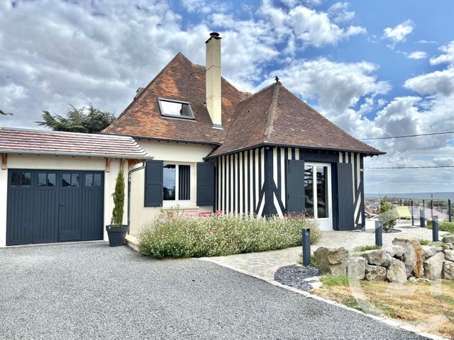 maison à vendre - 6 pièces - 136.0 m2 - TROUVILLE SUR MER - 14 - BASSE-NORMANDIE - Century 21 Tirard-Gardie