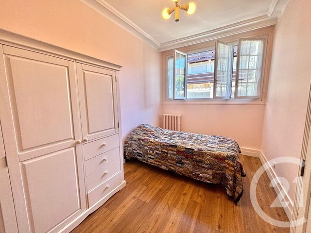 Appartement F4 à vendre - 4 pièces - 90.67 m2 - DEAUVILLE - 14 - BASSE-NORMANDIE - Century 21 Tirard-Gardie