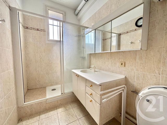Appartement F4 à vendre - 4 pièces - 90.67 m2 - DEAUVILLE - 14 - BASSE-NORMANDIE - Century 21 Tirard-Gardie