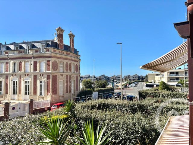 Appartement F2 à vendre - 2 pièces - 45.92 m2 - DEAUVILLE - 14 - BASSE-NORMANDIE - Century 21 Tirard-Gardie