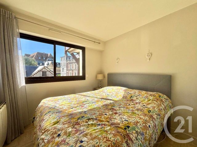 Appartement F2 à vendre - 2 pièces - 45.92 m2 - DEAUVILLE - 14 - BASSE-NORMANDIE - Century 21 Tirard-Gardie