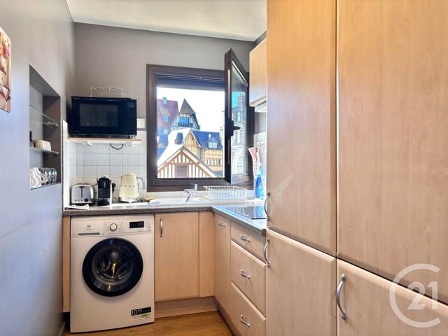 Appartement F2 à vendre - 2 pièces - 45.92 m2 - DEAUVILLE - 14 - BASSE-NORMANDIE - Century 21 Tirard-Gardie