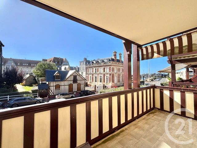 Appartement F2 à vendre - 2 pièces - 45.92 m2 - DEAUVILLE - 14 - BASSE-NORMANDIE - Century 21 Tirard-Gardie