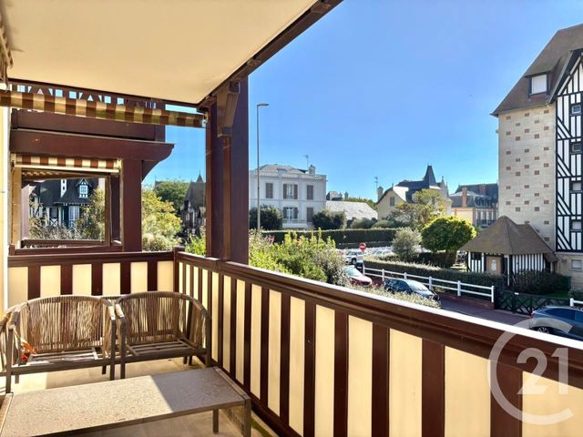 Appartement F2 à vendre - 2 pièces - 45.92 m2 - DEAUVILLE - 14 - BASSE-NORMANDIE - Century 21 Tirard-Gardie