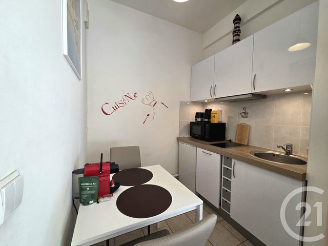 Appartement F1 à vendre - 1 pièce - 26.26 m2 - DEAUVILLE - 14 - BASSE-NORMANDIE - Century 21 Tirard-Gardie