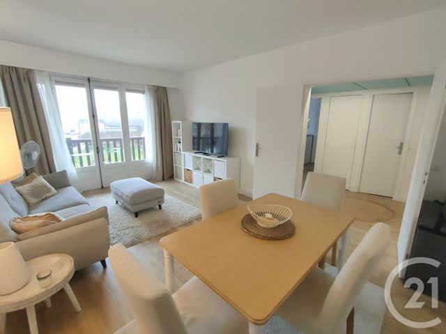 Appartement F2 à vendre - 2 pièces - 50.84 m2 - DEAUVILLE - 14 - BASSE-NORMANDIE - Century 21 Tirard-Gardie