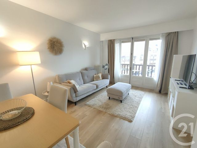 Appartement F2 à vendre - 2 pièces - 50.84 m2 - DEAUVILLE - 14 - BASSE-NORMANDIE - Century 21 Tirard-Gardie